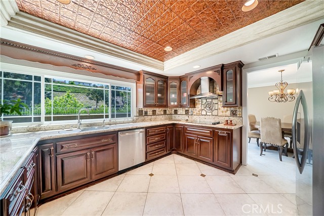 Detail Gallery Image 12 of 41 For 24662 San Vincent Ln, Mission Viejo,  CA 92691 - 4 Beds | 2/1 Baths