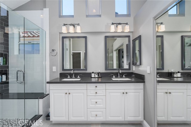 12931 Mackenzie Drive, Tustin CA: https://media.crmls.org/medias/e81c8952-594d-4393-8774-29b46e6872cf.jpg