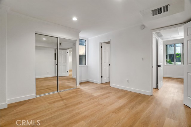 Detail Gallery Image 11 of 18 For 5325 Newcastle Ave #239,  Encino,  CA 91316 - 2 Beds | 1 Baths