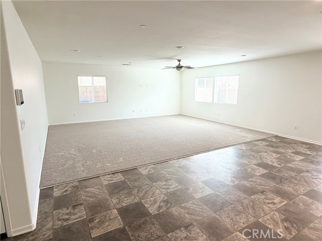 Detail Gallery Image 4 of 29 For 16931 Montgomery, Fontana,  CA 92336 - 3 Beds | 2/1 Baths