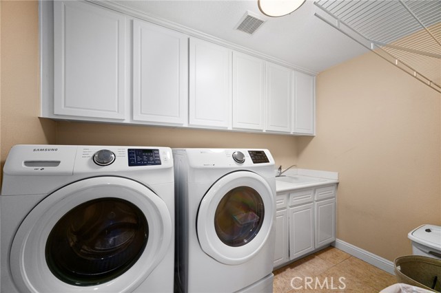 2965 Bluegrass Lane, Fullerton CA: https://media.crmls.org/medias/e81d4258-3d74-4986-8fd5-96922cb644a8.jpg