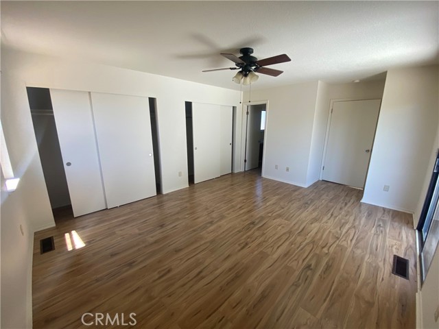 19491 Mountain Meadow S, Hidden Valley Lake CA: https://media.crmls.org/medias/e81d7a9d-cc45-481b-bec7-3a1d2f88df44.jpg