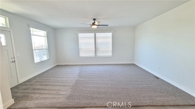 2139 E 4th Street, Ontario CA: https://media.crmls.org/medias/e81e88c3-517f-4d76-9db8-e892f0c0971f.jpg