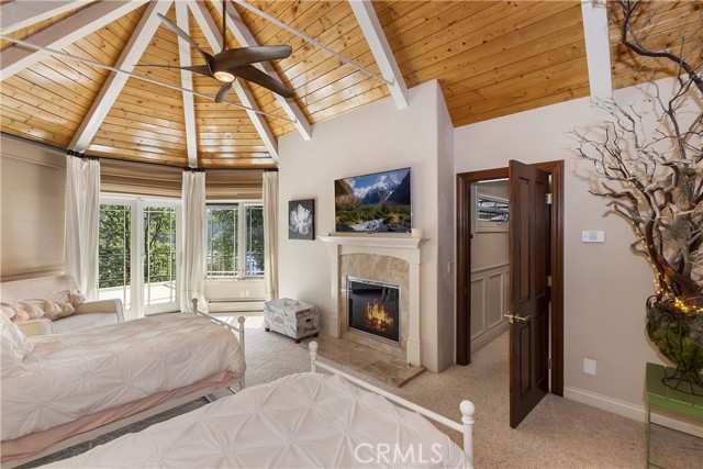 Detail Gallery Image 51 of 63 For 28175 North Shore Rd, Lake Arrowhead,  CA 92352 - 5 Beds | 5/1 Baths