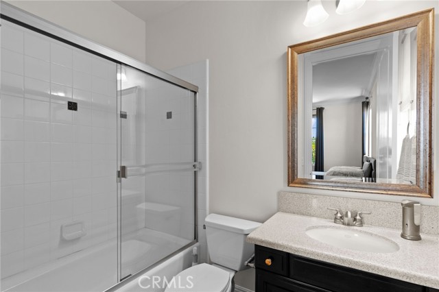 15020 Applewood Court, San Diego CA: https://media.crmls.org/medias/e81f4a9d-7dbf-424a-887e-0798a36c2edc.jpg