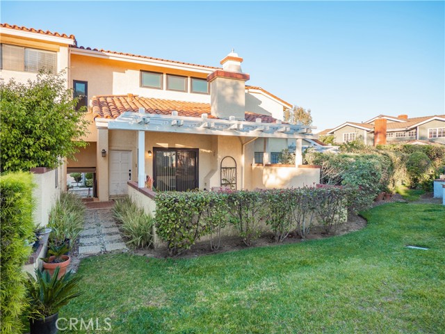 14 Monterey Court, Manhattan Beach, California 90266, 2 Bedrooms Bedrooms, ,2 BathroomsBathrooms,Residential,Sold,Monterey,PW22007695