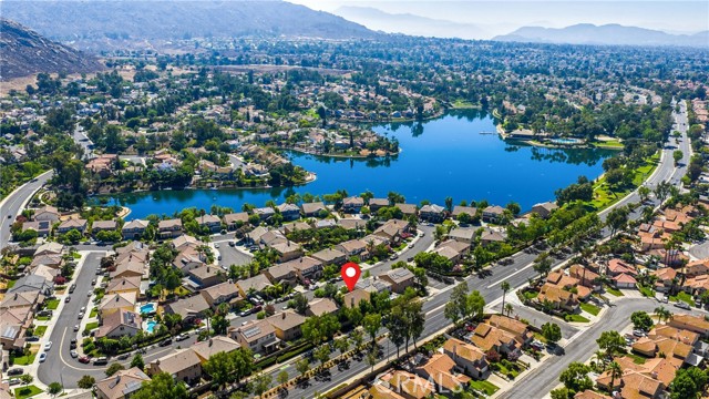 10201 Coral Lane, Moreno Valley CA: https://media.crmls.org/medias/e8211fd9-afb9-4e3e-8009-8f7140ffecbf.jpg