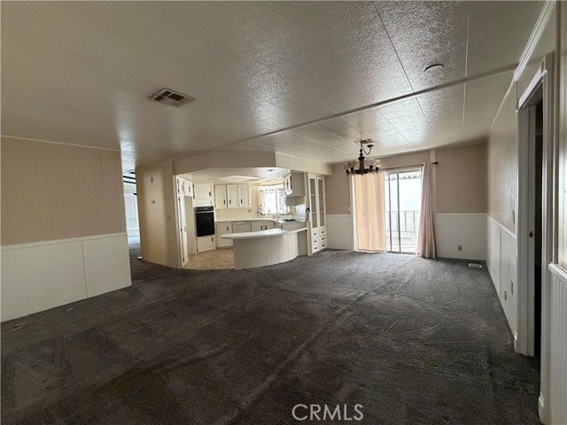 701 Montara Road, Barstow CA: https://media.crmls.org/medias/e821bd66-7963-4a87-98f3-cfd5837cc69d.jpg