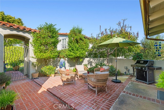 Detail Gallery Image 31 of 36 For 659 Vista Bonita, Newport Beach,  CA 92660 - 2 Beds | 2/1 Baths