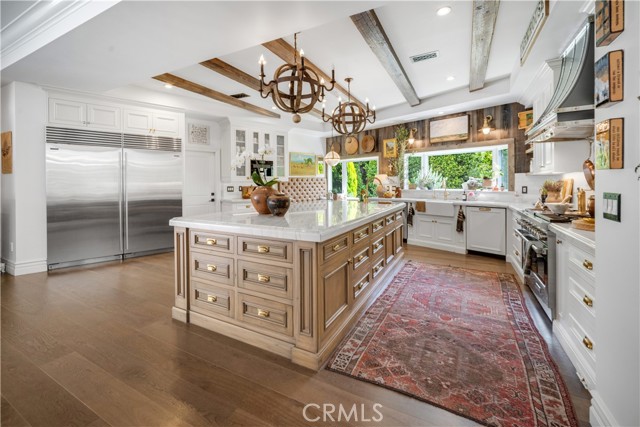 Detail Gallery Image 10 of 47 For 5558 Hoback Glen Rd, Hidden Hills,  CA 91302 - 5 Beds | 5 Baths