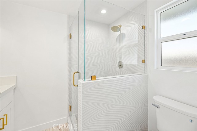 Detail Gallery Image 30 of 55 For 2309 Irvine Ave, Newport Beach,  CA 92660 - 4 Beds | 2/1 Baths