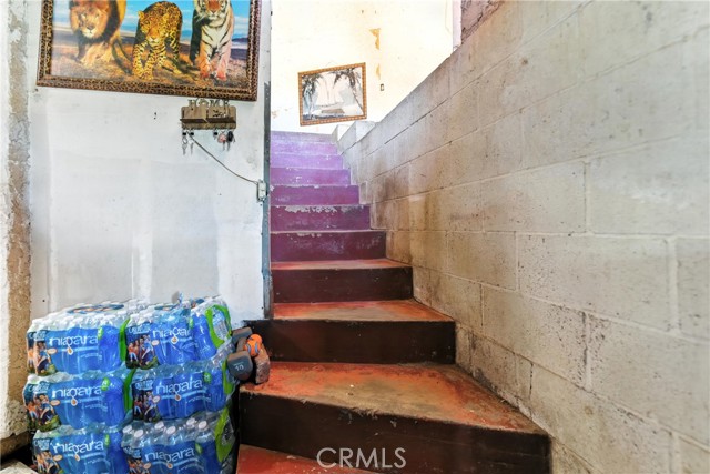 6178 Roy st, Los Angeles CA: https://media.crmls.org/medias/e8228ca6-f738-4e0b-9cba-83504b791c8d.jpg