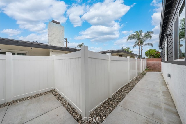 Detail Gallery Image 2 of 22 For 1604 S Orange Ave, West Covina,  CA 91790 - 6 Beds | 4 Baths