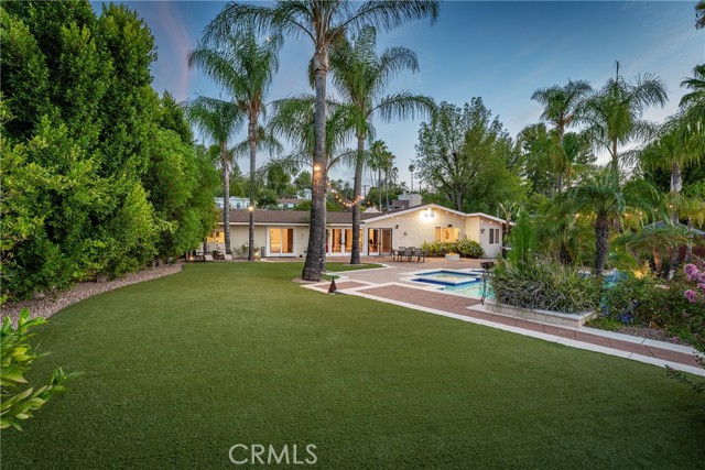 23365 Calvert Street photo 49
