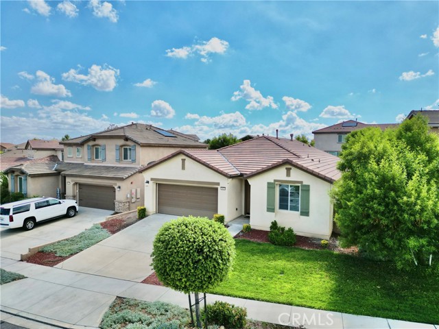 Detail Gallery Image 2 of 49 For 4024 Quartzite Ln, San Bernardino,  CA 92407 - 3 Beds | 2 Baths