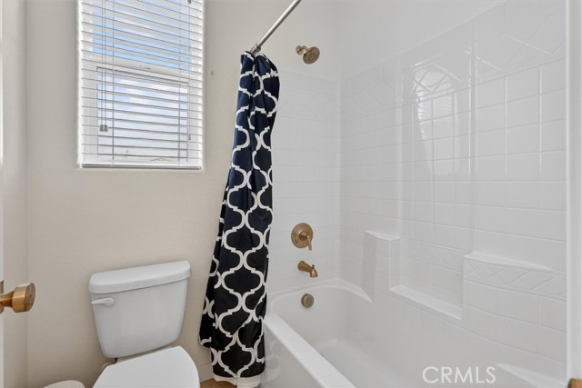 Detail Gallery Image 21 of 32 For 824 Katelyn Ave, Madera,  CA 93636 - 3 Beds | 2/1 Baths