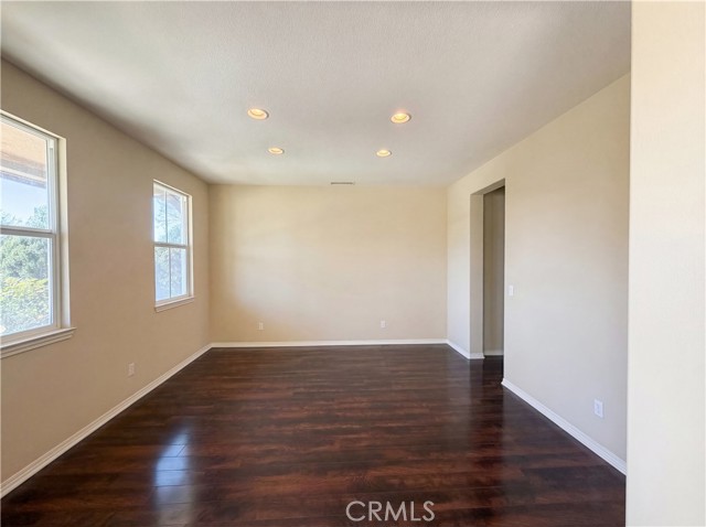 Detail Gallery Image 6 of 34 For 28327 Serenity Falls Way, Menifee,  CA 92585 - 4 Beds | 3/1 Baths