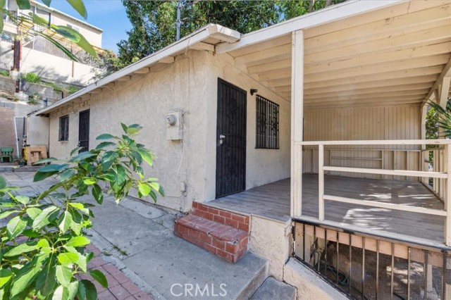 Detail Gallery Image 9 of 21 For 818 Record Ave, East Los Angeles,  CA 90063 - 2 Beds | 1 Baths
