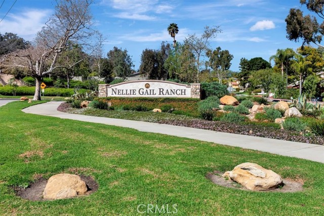 26622 Stetson Place, Laguna Hills CA: https://media.crmls.org/medias/e8282be9-bf30-49c7-b335-56c5d0b2927c.jpg