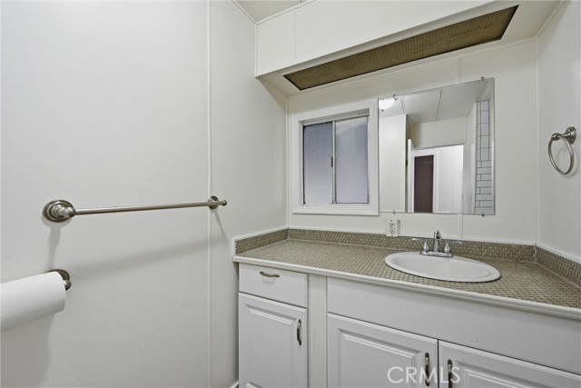 Detail Gallery Image 11 of 15 For 3562 Mountain View St, Clearlake,  CA 95422 - 3 Beds | 2 Baths