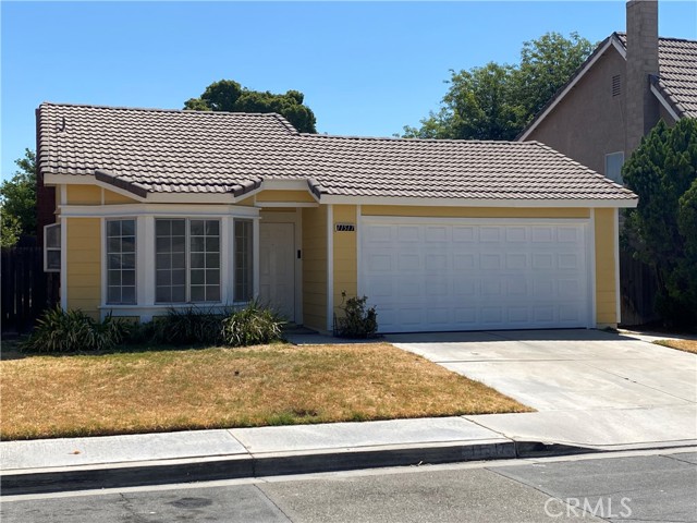 11517 Teak Ln, Fontana, CA 92337