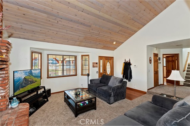 Detail Gallery Image 6 of 41 For 1242 Kayah Dr, Big Bear City,  CA 92314 - 3 Beds | 3/1 Baths