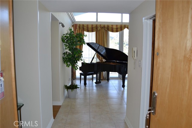 1155 North Brand Boulevard, 1101 photo 11