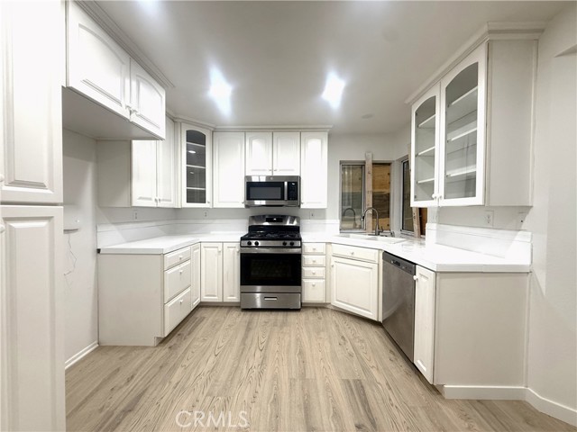 28121 Orangegrove Avenue, Menifee CA: https://media.crmls.org/medias/e82a4403-5f5b-44e5-8177-ab65571c6a4e.jpg