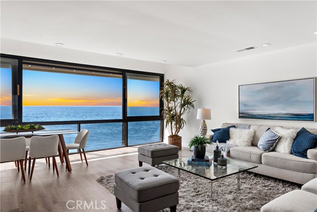 89 Blue Lagoon Villa, Laguna Beach CA: https://media.crmls.org/medias/e82ac8d8-049e-49da-a862-c22e2dc63c4b.jpg