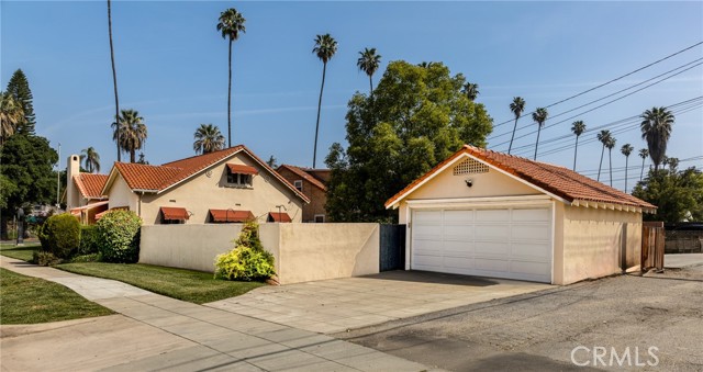 Detail Gallery Image 5 of 25 For 421 Brookside Ave, Redlands,  CA 92373 - 3 Beds | 2 Baths