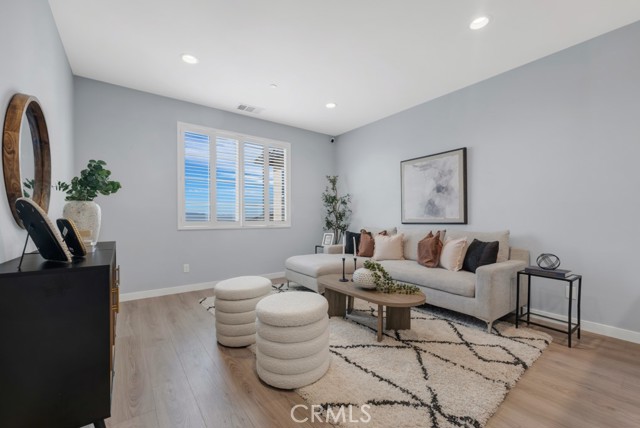 Detail Gallery Image 44 of 65 For 18348 Cachet, Canyon Country,  CA 91350 - 5 Beds | 5 Baths