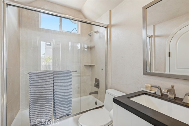 Detail Gallery Image 22 of 29 For 610 Marigold Ave, Corona Del Mar,  CA 92625 - 3 Beds | 3/1 Baths