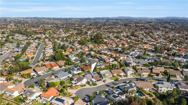 26592 Tampico Place, Mission Viejo CA: https://media.crmls.org/medias/e82c6d59-7414-4092-a9ad-931cb7bcc5e5.jpg