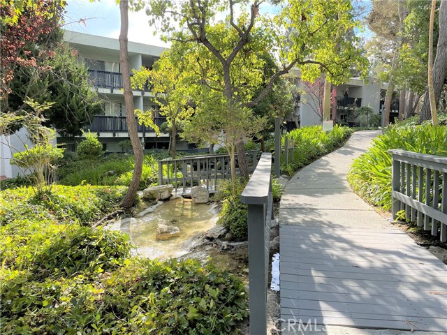 Detail Gallery Image 20 of 20 For 3602 W Estates Ln, Rolling Hills Estates,  CA 90274 - 2 Beds | 2 Baths