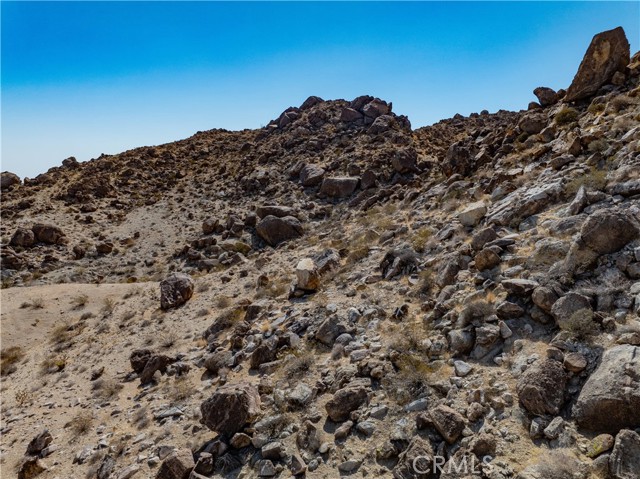 Detail Gallery Image 15 of 28 For 7099 Canyon Rd, Twentynine Palms,  CA 92277 - – Beds | – Baths