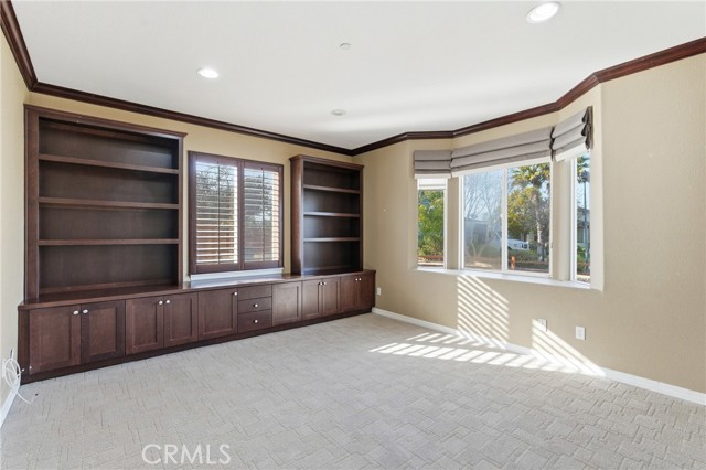 Detail Gallery Image 16 of 37 For 5632 Menemsha Ln, Santa Maria,  CA 93455 - 4 Beds | 4 Baths