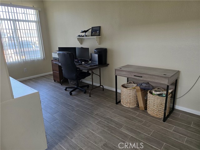 Detail Gallery Image 10 of 33 For 3330 Garnet, Rosamond,  CA 93560 - 5 Beds | 3 Baths