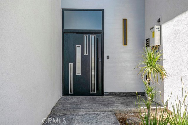 Detail Gallery Image 8 of 38 For 17465 Tuscan Dr, Granada Hills,  CA 91344 - 4 Beds | 3 Baths