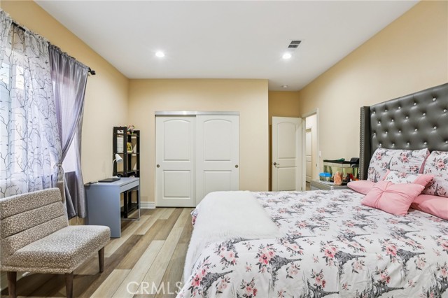 Detail Gallery Image 25 of 35 For 204 E 121st St, Los Angeles,  CA 90061 - 4 Beds | 4 Baths