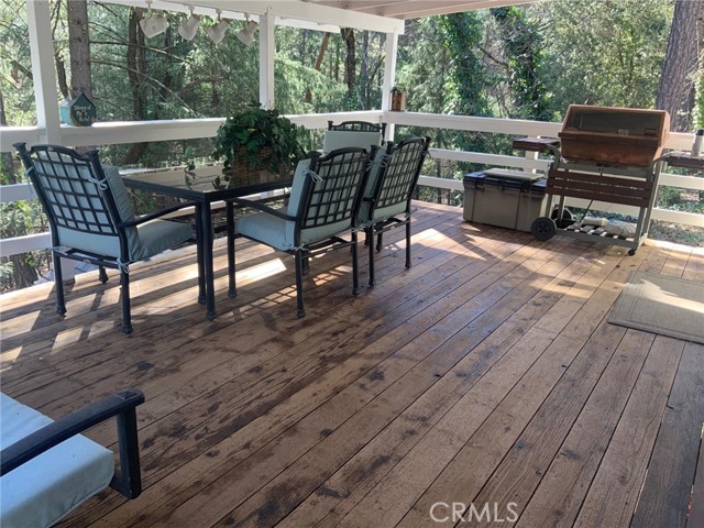 16675 Mountain View Drive, Cobb CA: https://media.crmls.org/medias/e82d89d6-efdf-4e19-9fad-b55208ea0cb6.jpg