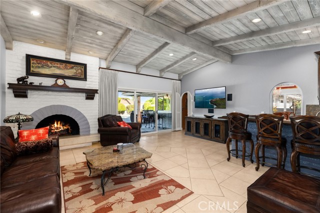 1738 N Ukiah Way, Upland CA: https://media.crmls.org/medias/e82eb2bb-958a-4f6d-bfd4-dc7fcd3d3fad.jpg