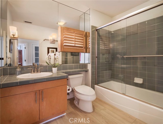 Detail Gallery Image 12 of 38 For 2741 Bungalow Pl, Corona Del Mar,  CA 92625 - 2 Beds | 2 Baths