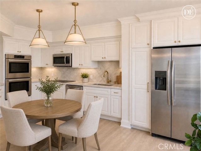 222 Monterey, 1106 photo 6