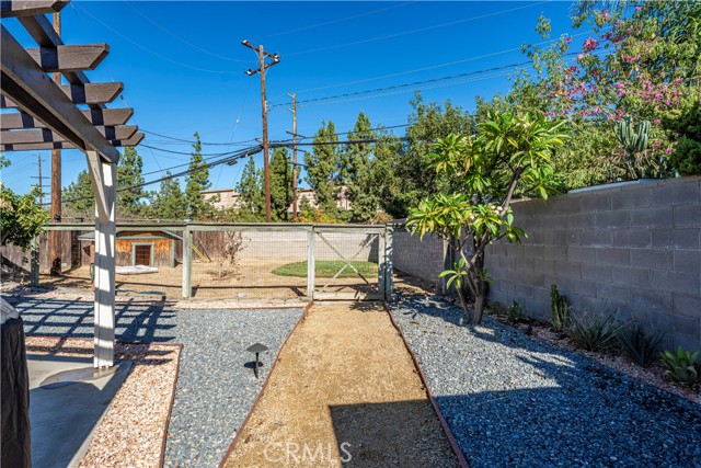 631 North Jansen Avenue photo 36