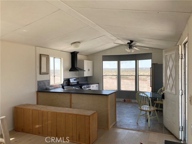 Detail Gallery Image 10 of 19 For 16450 Frontage Rd #26,  North Edwards,  CA 93523 - 2 Beds | 1 Baths