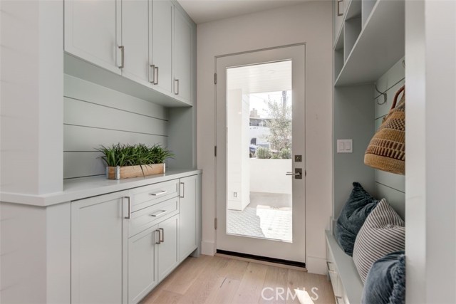 Mudroom/Ground Floor Entry