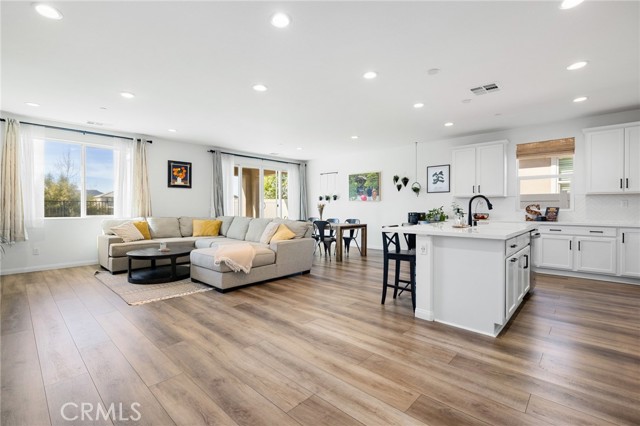 Detail Gallery Image 15 of 73 For 29807 Saddle Ranch Pl, Menifee,  CA 92584 - 4 Beds | 2 Baths