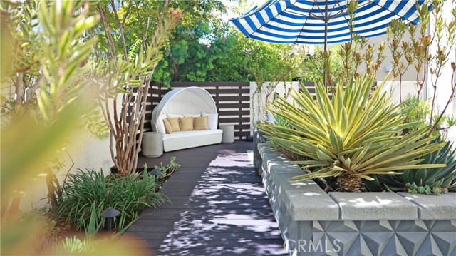 Detail Gallery Image 31 of 34 For 80 Thrush, Irvine,  CA 92618 - 5 Beds | 5/1 Baths