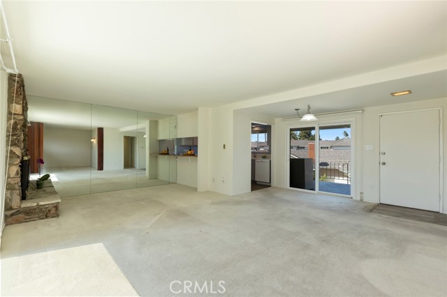 23026 Nadine Circle, Torrance CA: https://media.crmls.org/medias/e8320c0a-52db-41c4-bd40-6fc496ab89cb.jpg
