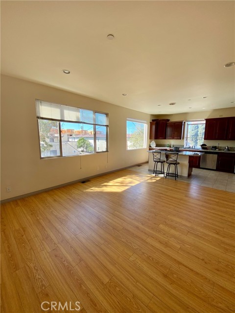157 153-155 S Laurel Street, Ventura CA: https://media.crmls.org/medias/e8331bb5-ba8f-4bd5-82f2-e6780ad23d6a.jpg